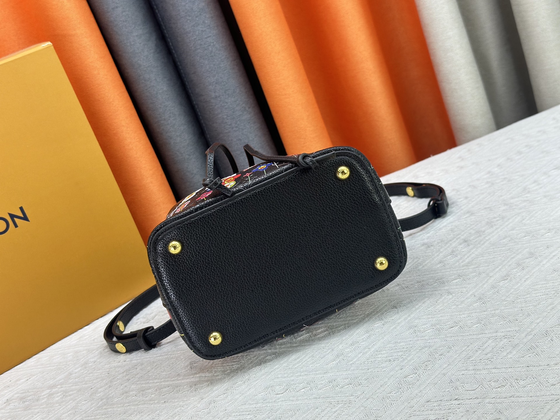 LOUIS VUITTON ルイヴィトン NeoNoe BB バケットバッグ M13676 M44021-BRAND OFF