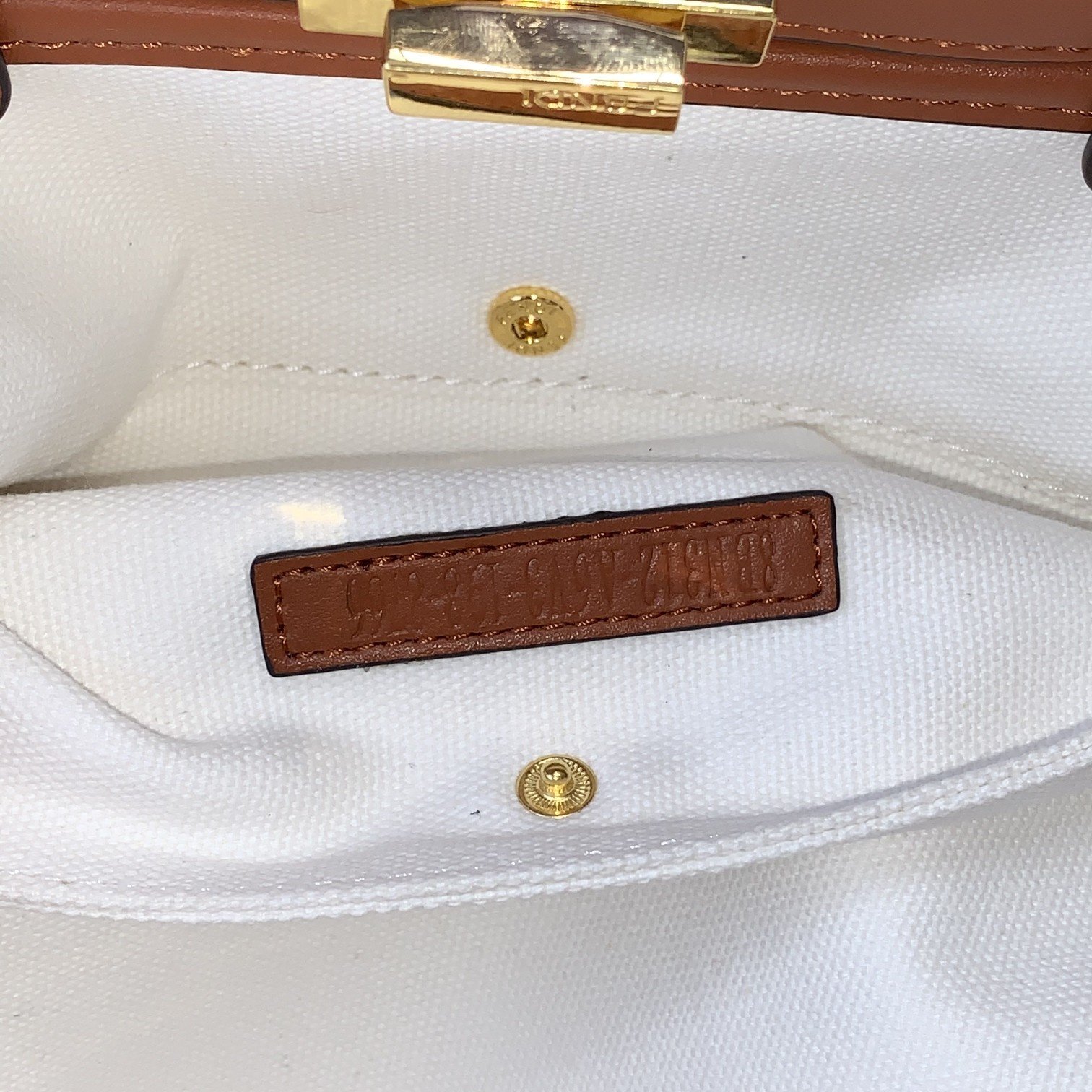 FENDI（フェンディ） ハンドバッグ41X29.5X16CM-BRAND OFF