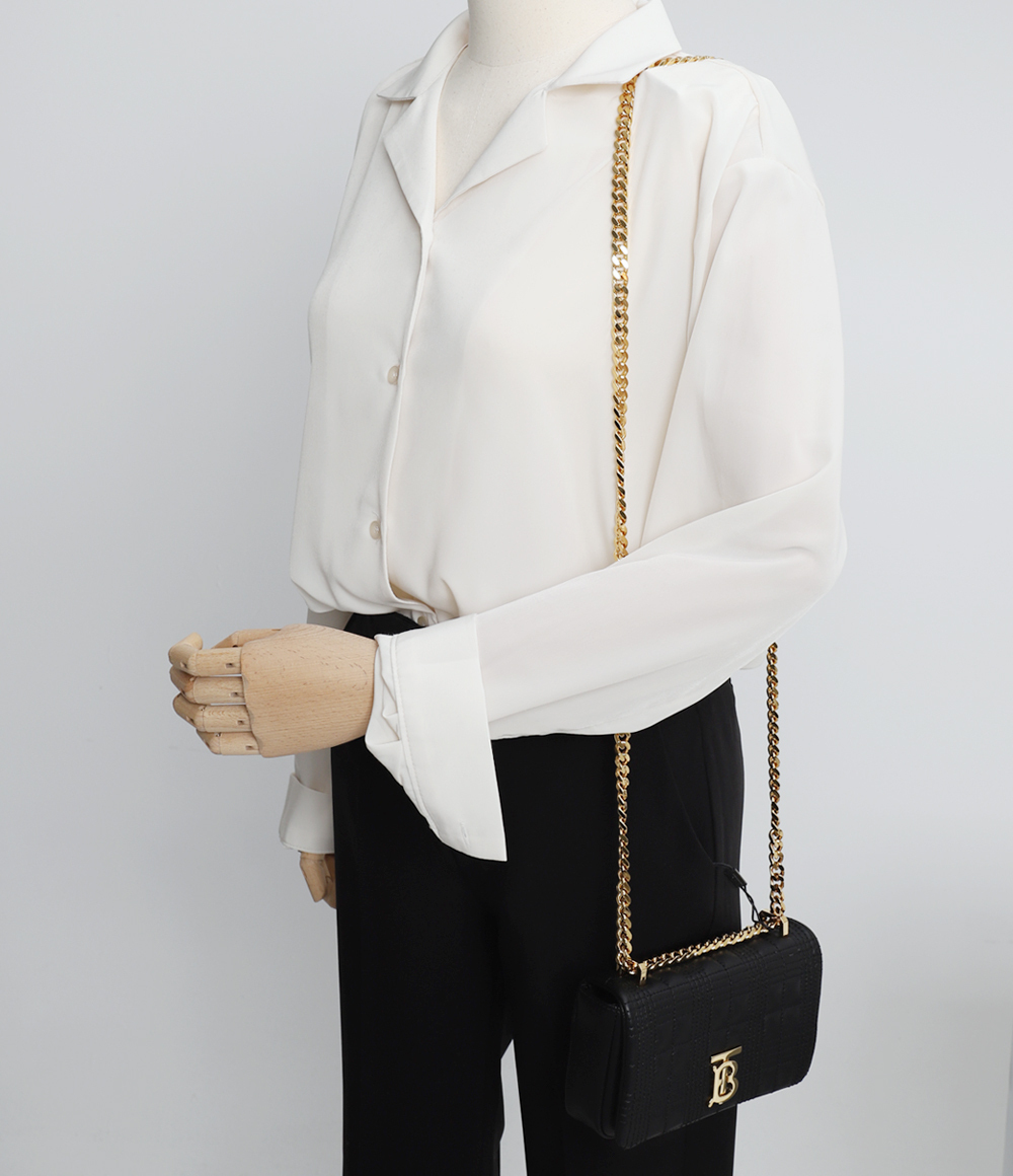 ☆Burberry ミニ キルティング ローラバッグ-BRAND OFF
