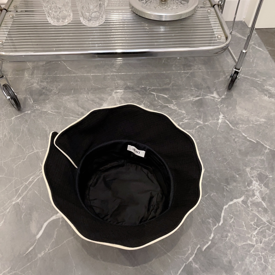 【2026】DIOR(ディオール)フィッシャーマンズハット-BRAND OFF