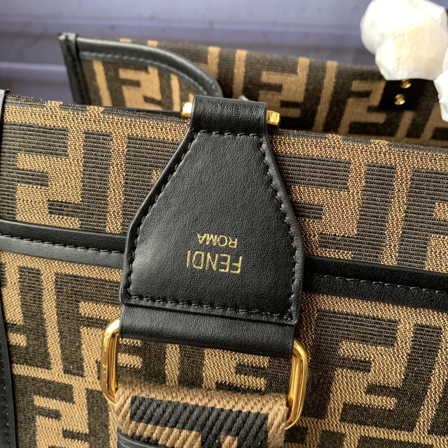 FENDI（フェンディ） ハンドバッグ 40.5X21.5X35CM-BRAND OFF