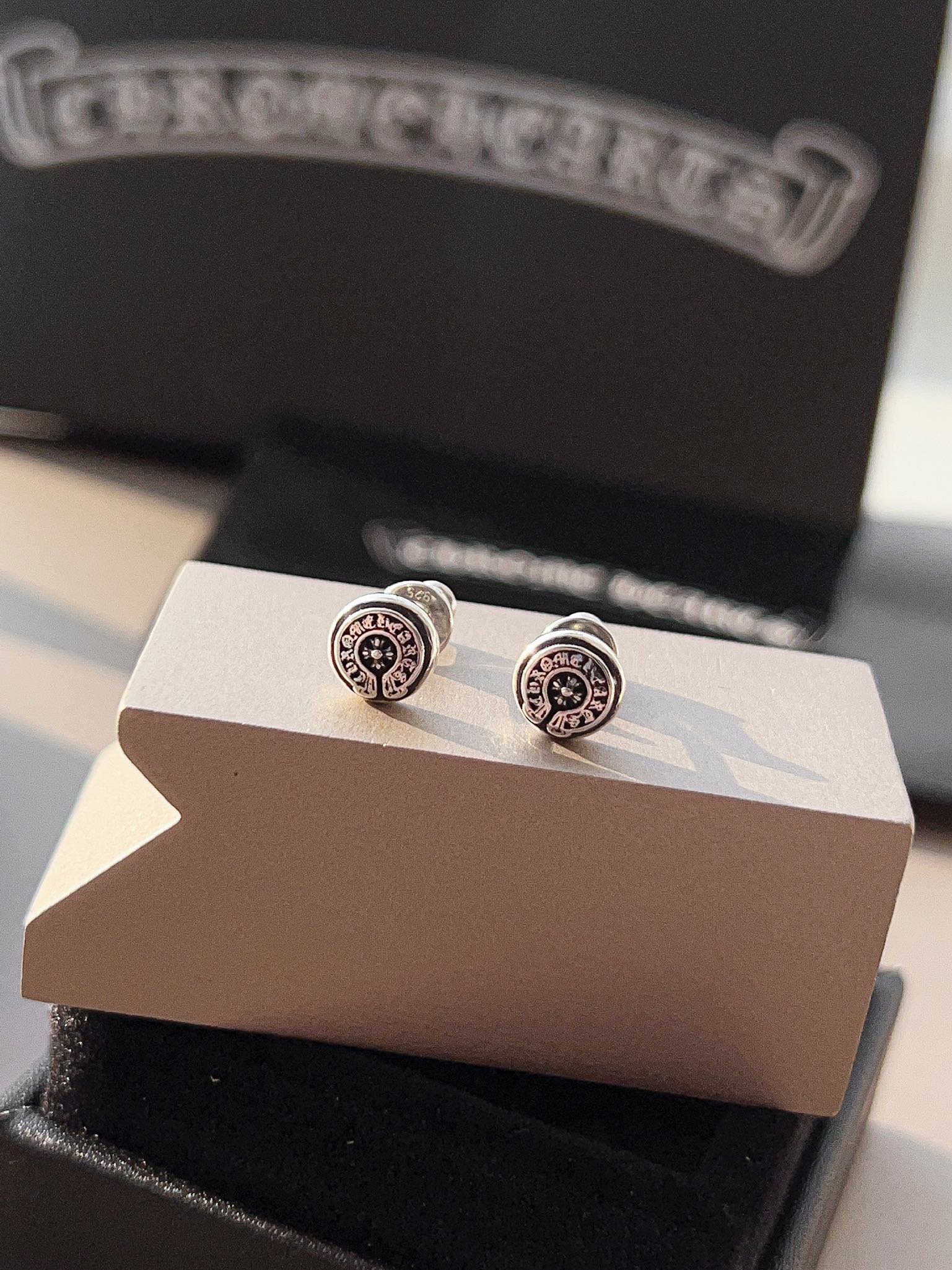 【2026】 【CHROME HEARTS】 クロムハーツ  ファッションスタイルのイヤリング-BRAND OFF
