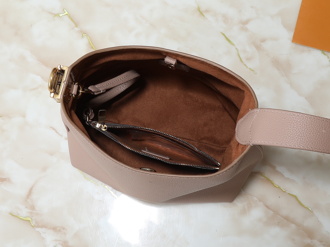 LOUIS VUITTON ルイヴィトン Low Key Hobo ハンドバッグ-BRAND OFF