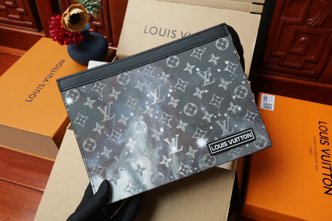 LOUIS VUITTON（ルイヴィトン）POCHETTE VOYAGE クラッチバッグ M44448-BRAND OFF