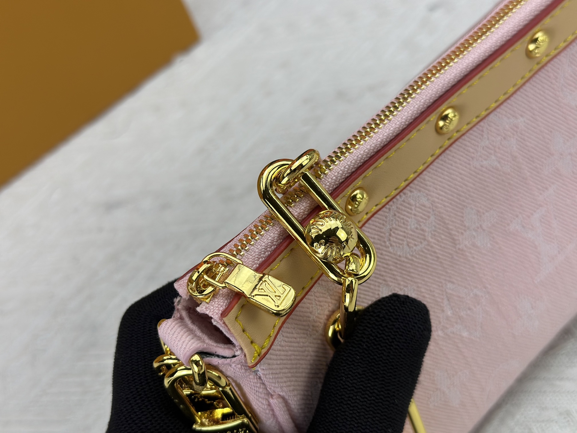 LOUIS VUITTON ルイヴィトン Pochette Accessoires デニムバッグ M13404-BRAND OFF