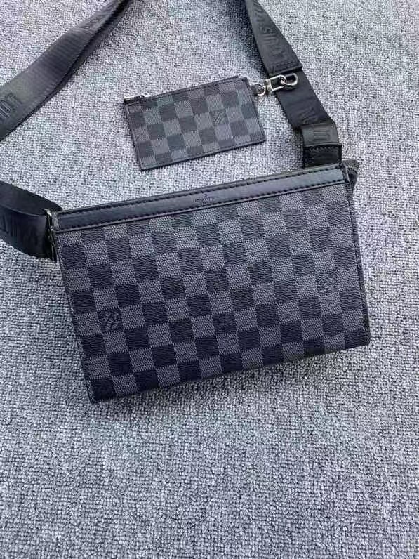 LOUIS VUITTON（ルイヴィトン）Gaston クロスボディバッグ M81124-BRAND OFF