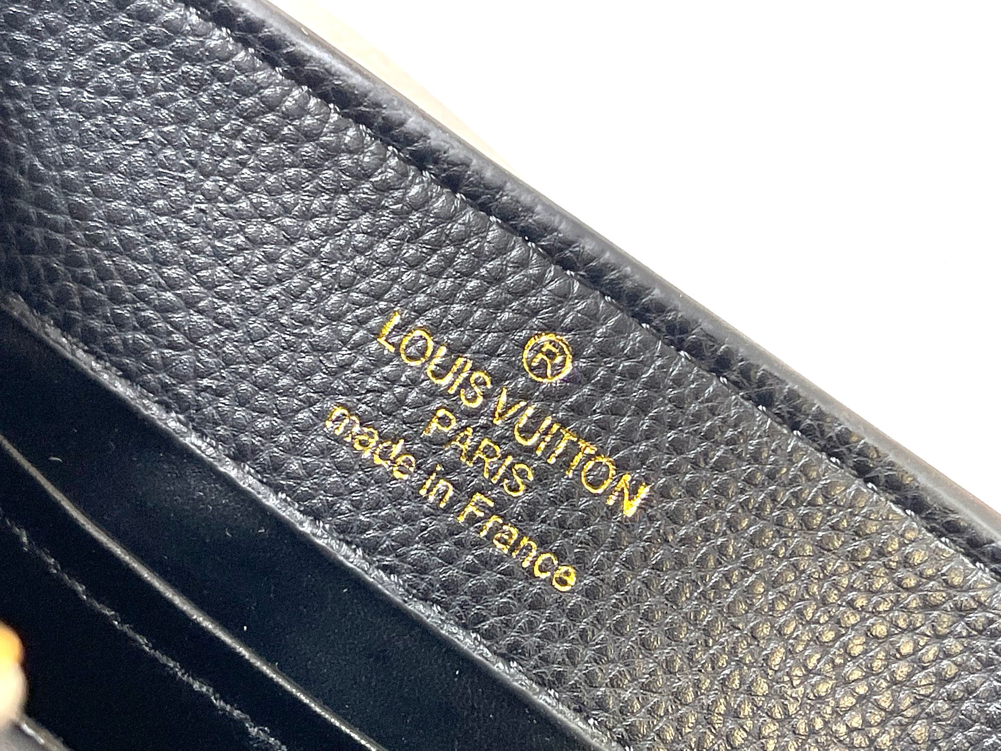LOUIS VUITTON ルイヴィトン CAPUCINES クロスボディバッグ-BRAND OFF