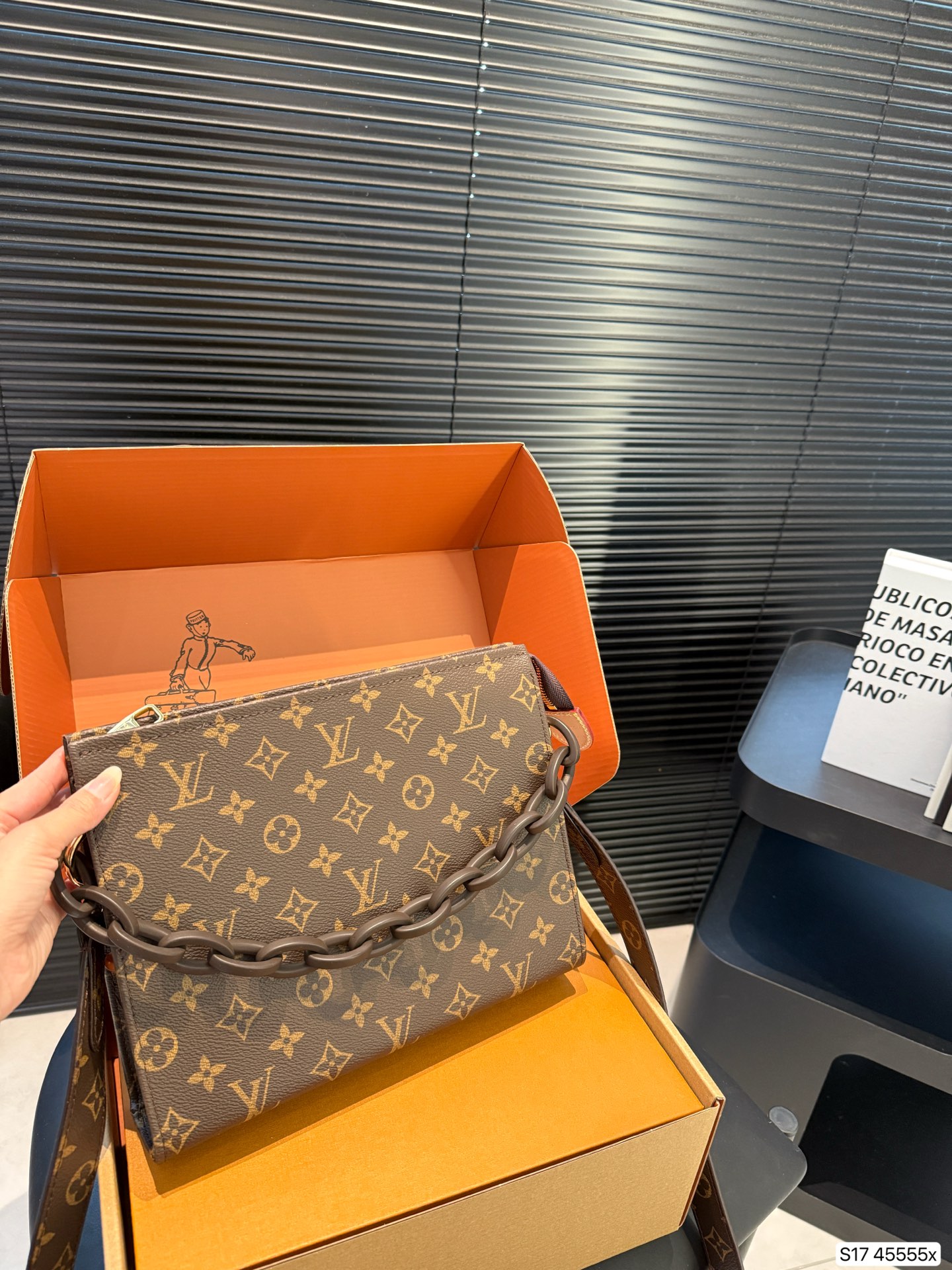 LOUIS VUITTON ルイヴィトン トイレタリーバッグ 化粧ポーチ-BRAND OFF