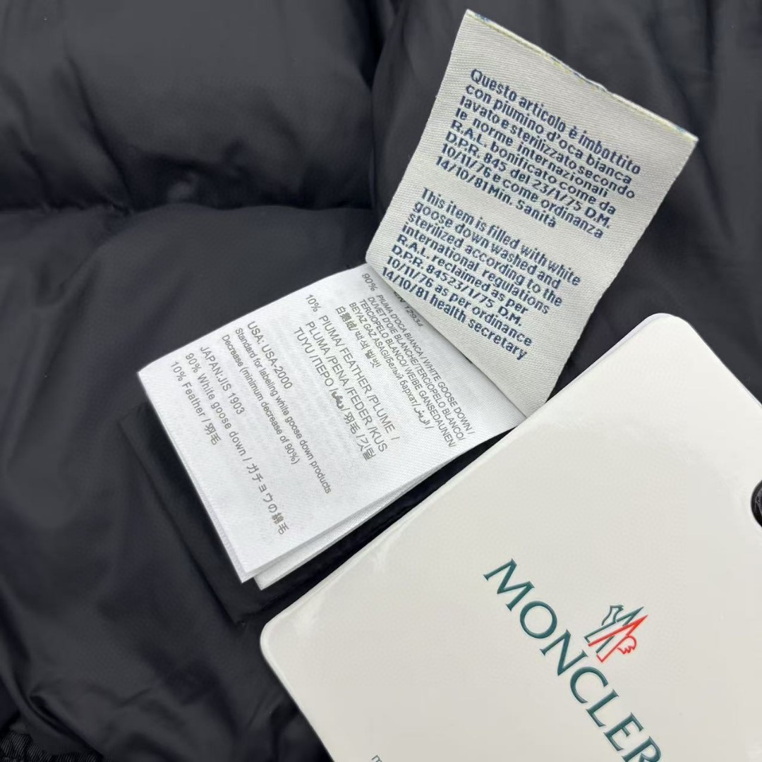 【MONCLER 公式旗艦店】モンクレール ダウンジャケット ご好評に付き再入荷！-BRAND OFF
