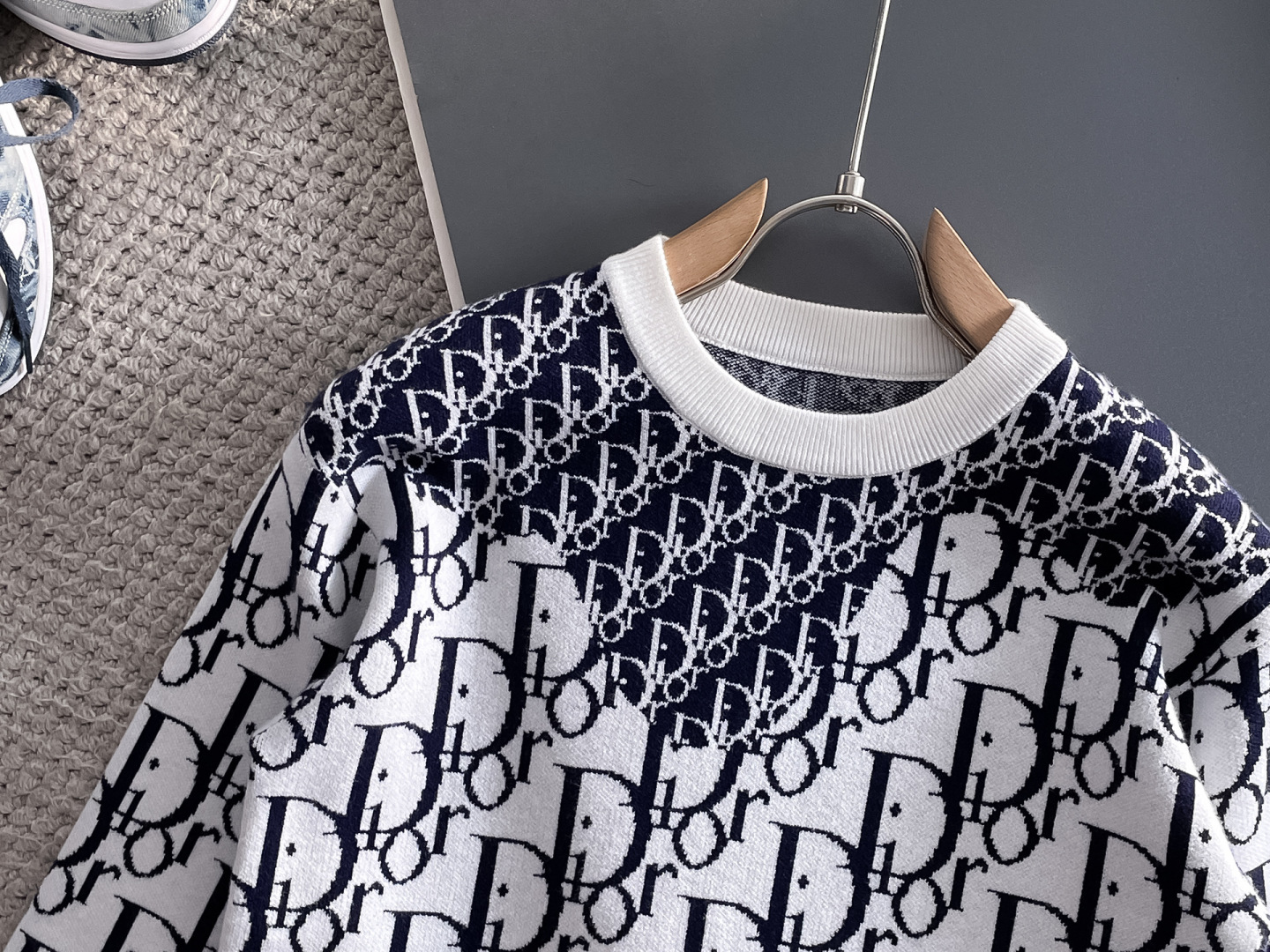 【DIOR旗艦店】ディオール セーター ご好評に付き再入荷！-BRAND OFF