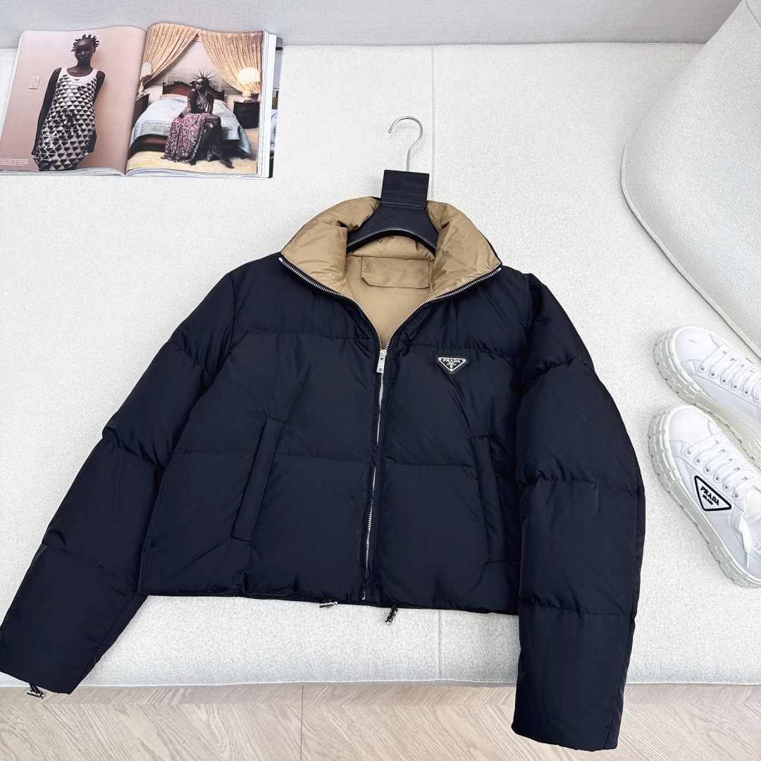 【PRADA旗艦店】ダウンジャケット、ご好評に付き再入荷！-BRAND OFF