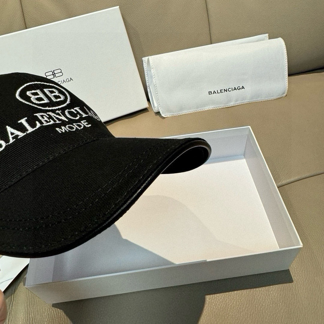 【BALENCIAGA公式旗艦店】バレンシアガ キャップ/帽子-BRAND OFF
