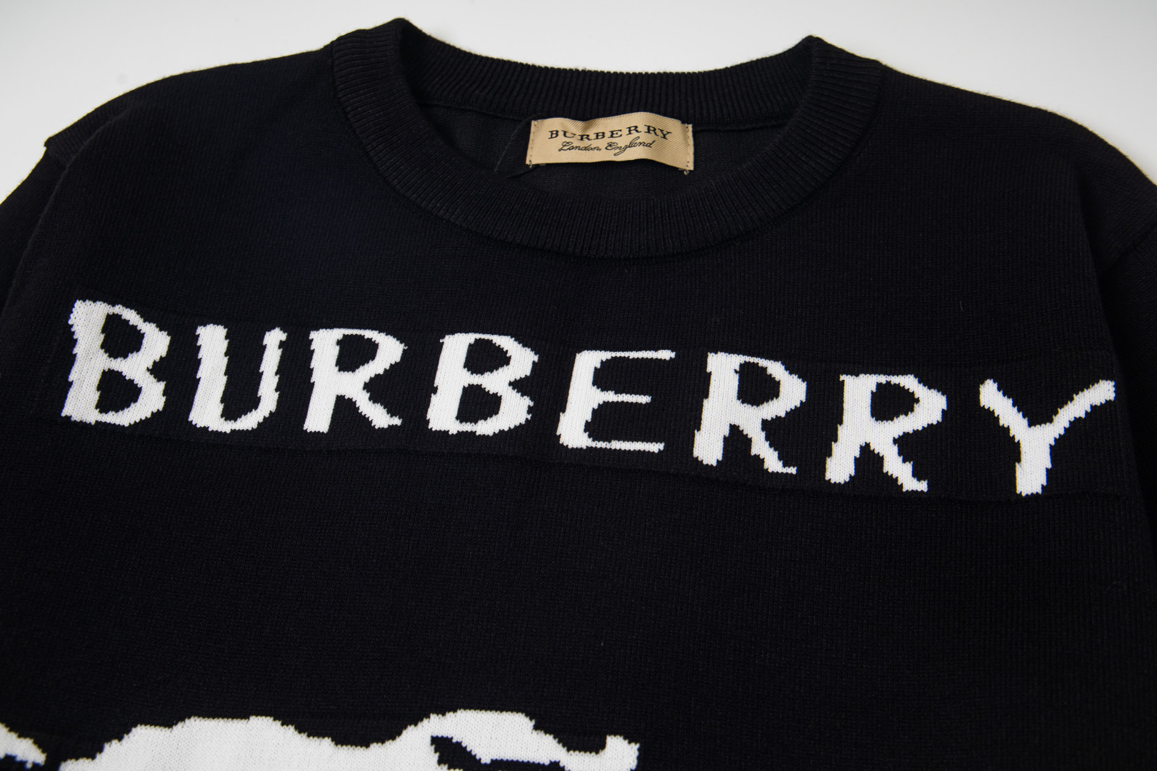 【BURBERRY旗艦店】バーバリー セーター 男女兼用 ご好評に付き再入荷！-BRAND OFF