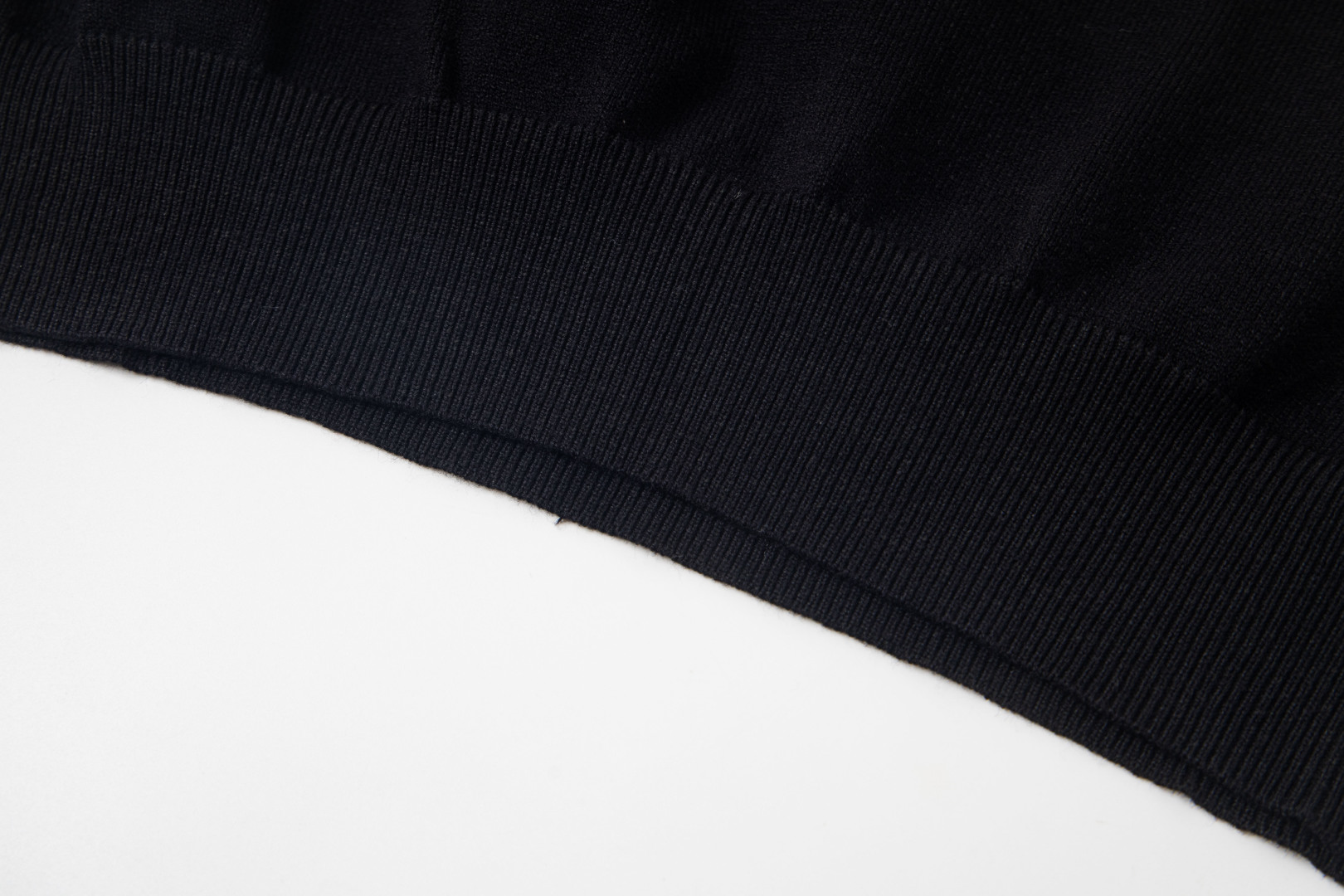 【BURBERRY旗艦店】バーバリー セーター 男女兼用 ご好評に付き再入荷！-BRAND OFF