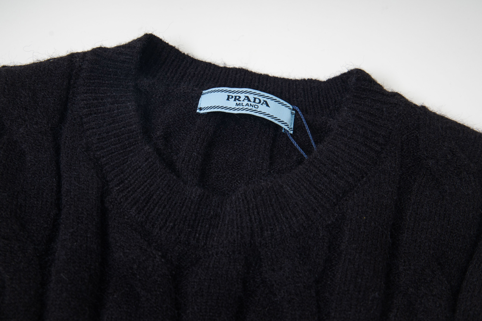 【PRADA旗艦店】プラダ セーター 男女兼用 ご好評に付き再入荷！-BRAND OFF