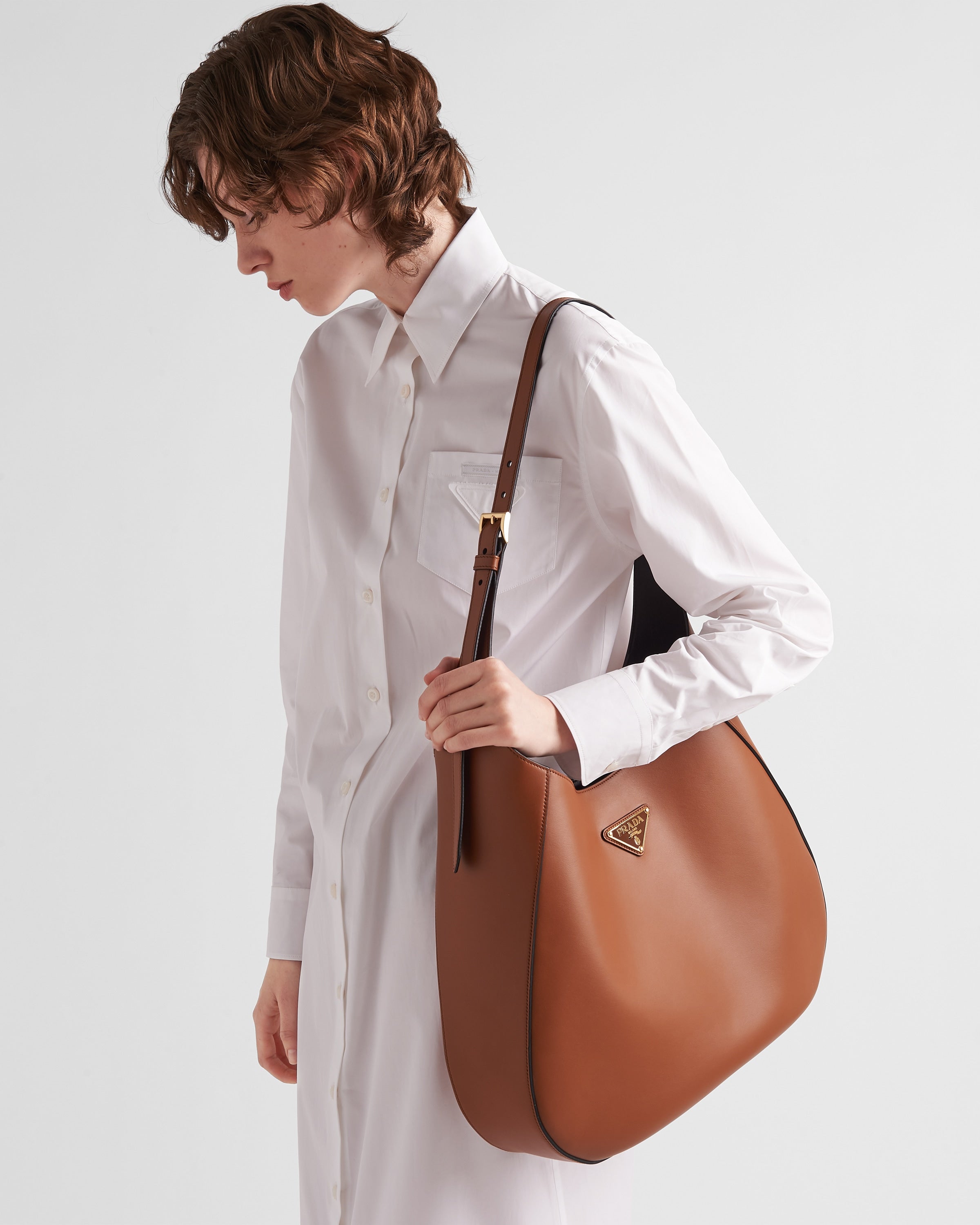 レザー ショルダーバッグ-BRAND OFF