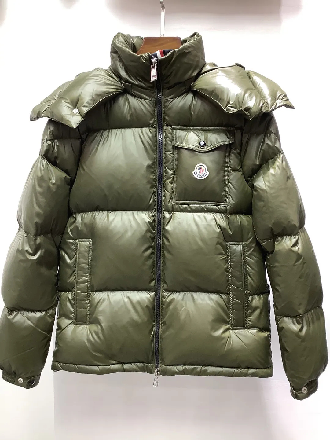 【Moncler全国送料無料】【即日出荷】新作数量限定予行販売モンクレールダウンジャケット-BRAND OFF