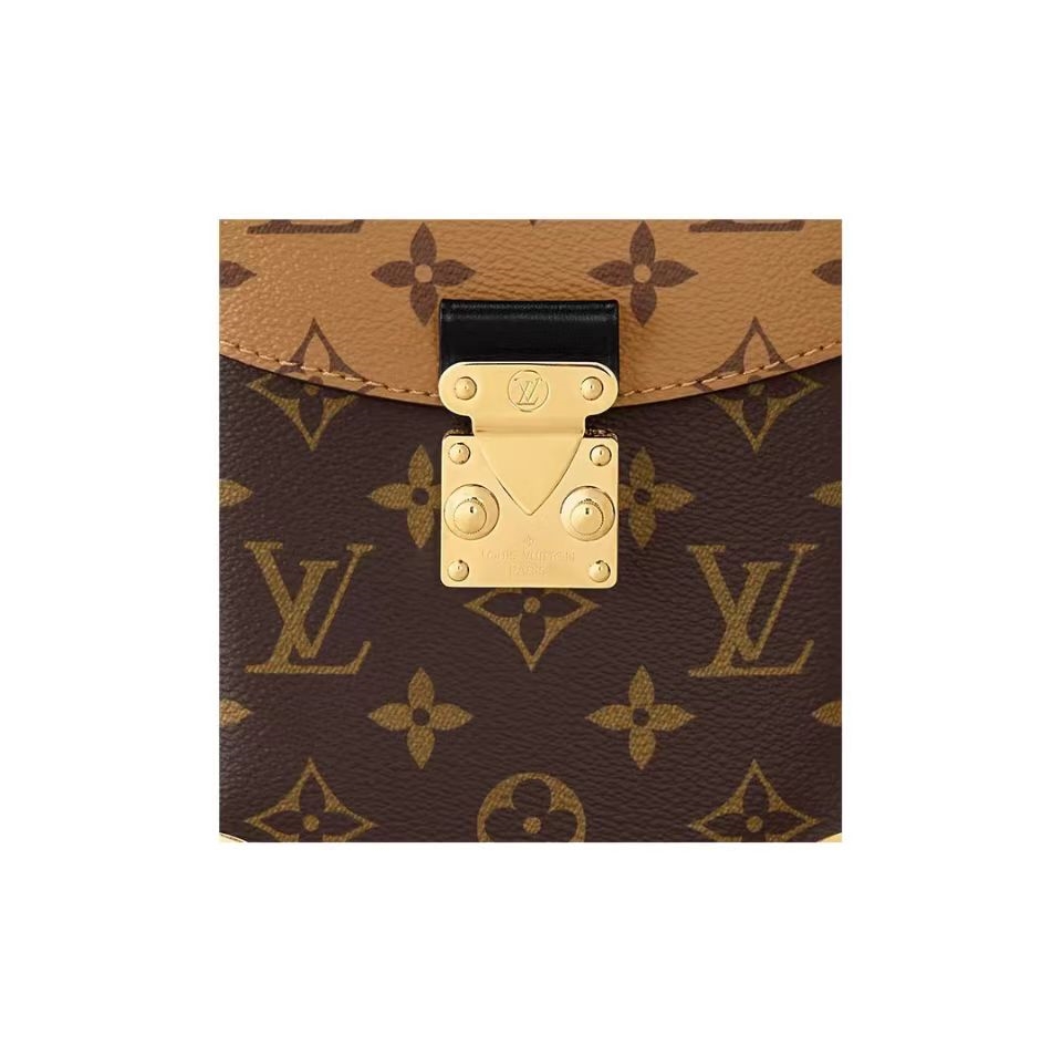 LOUIS VUITTON★CAMERA BOX★携帯電話バッグ M82465-BRAND OFF