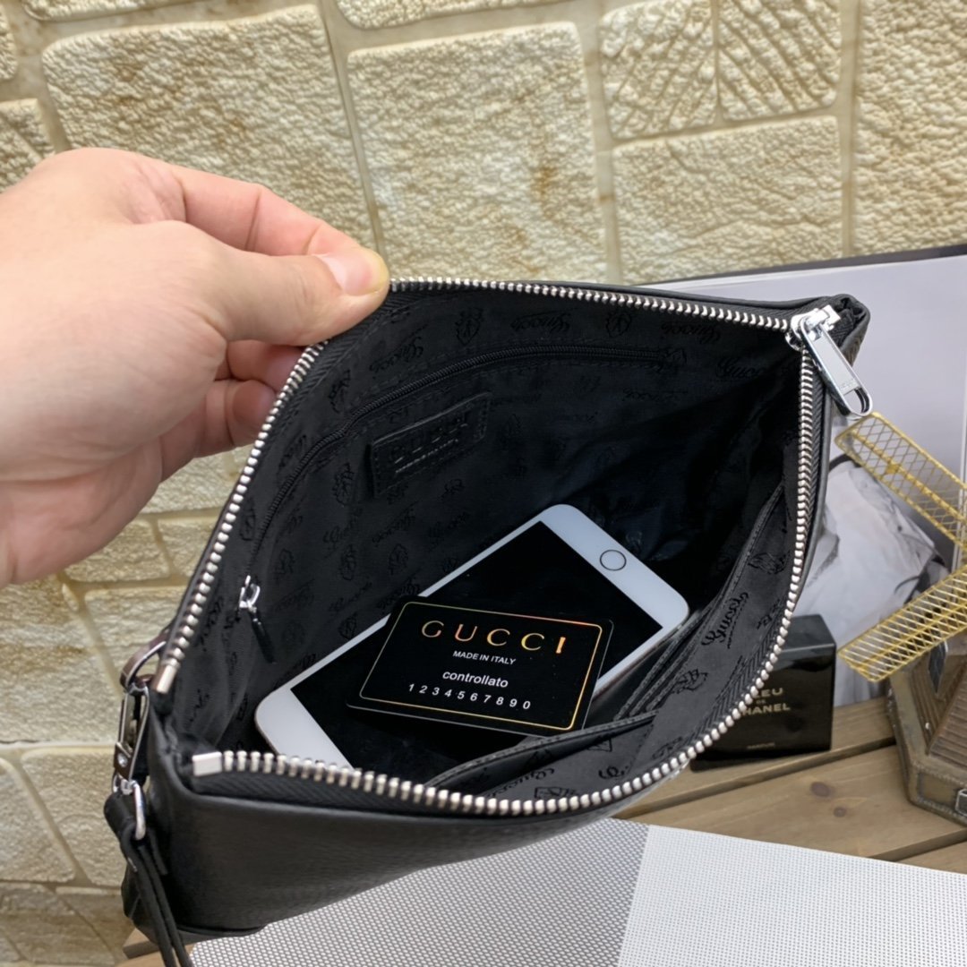 Gucci（グッチ）クラッチバッグ 28x18x3cm-BRAND OFF