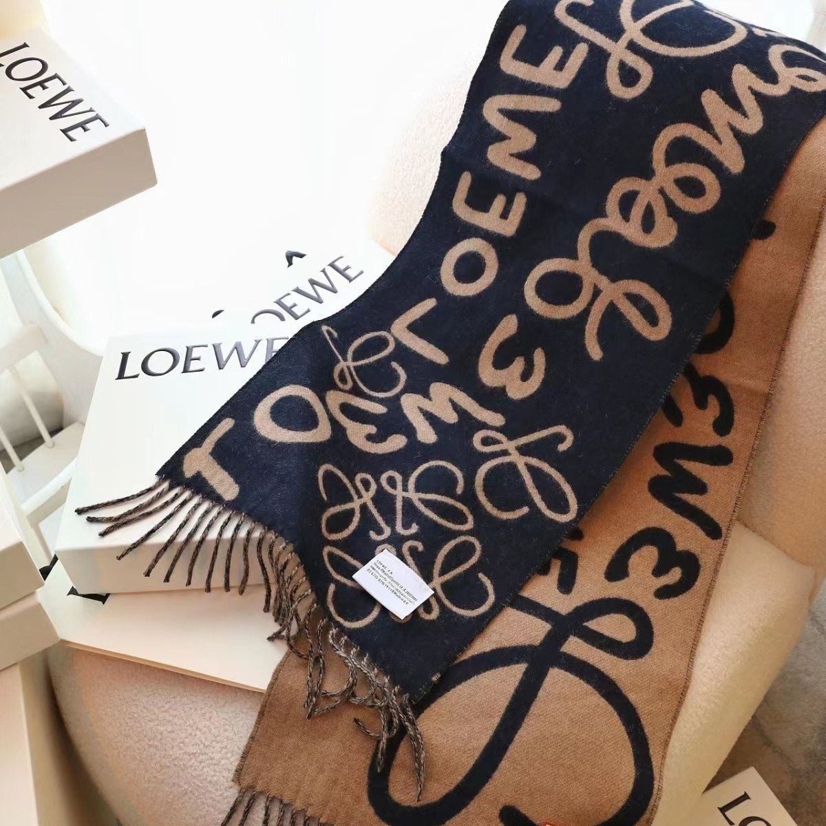 【LOEWE公式旗艦店】ロエベ スカーフ 限定発売 送料無料-BRAND OFF