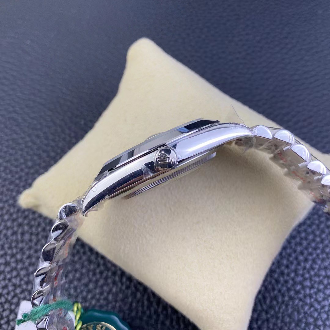 Rolex Datejust 41 126300-0020-BRAND OFF