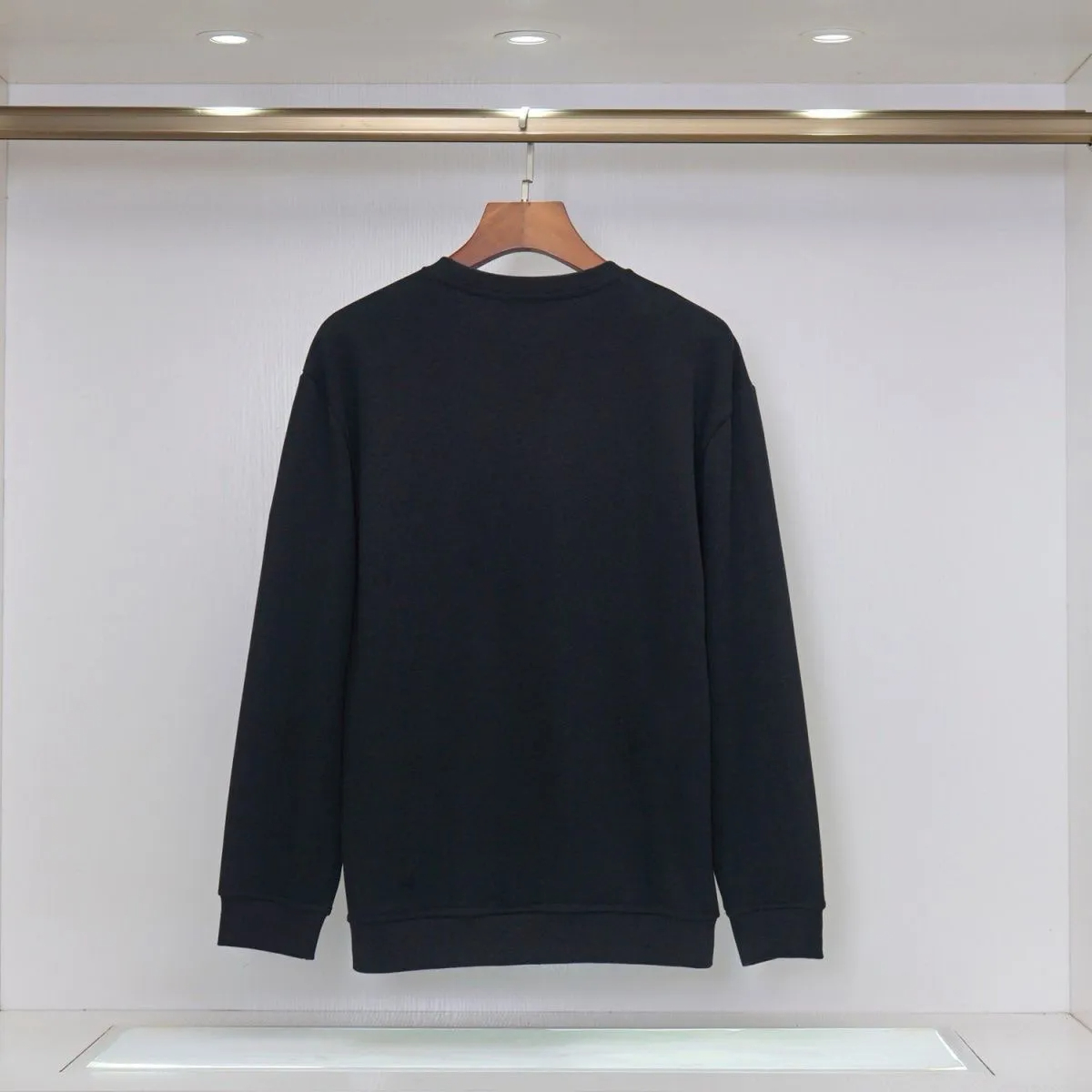 【MONCLER旗艦店】モンクレール トレーナー 長袖 男女兼用 ご好評に付き再入荷！-BRAND OFF