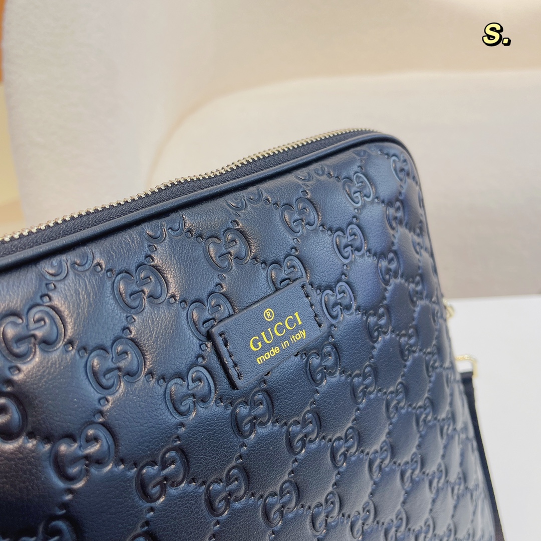 GUCCI（グッチ）クロスボディバッグ 25*5*27cm-BRAND OFF