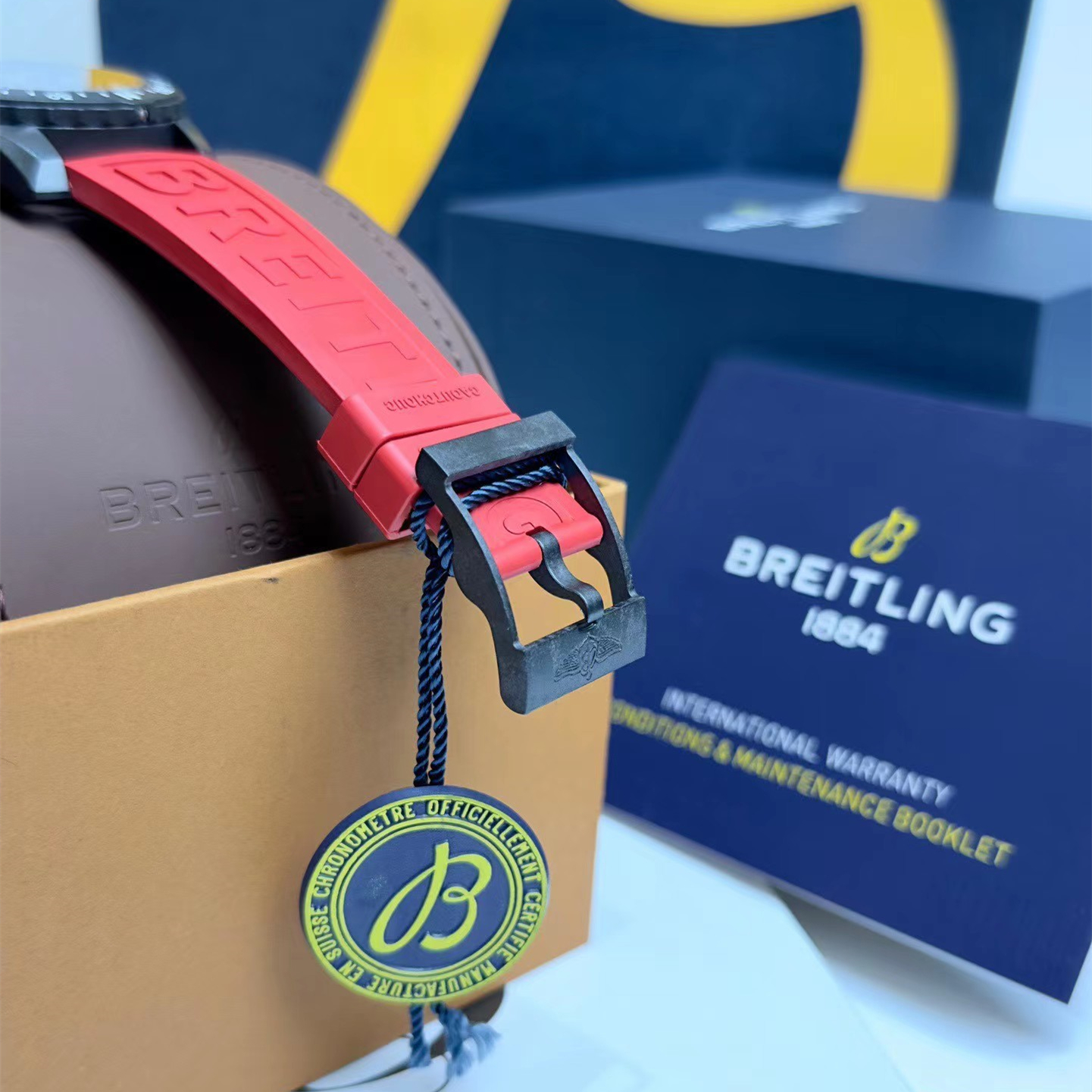Breitling Endurance Pro IRONMAN X823109A1K1S1-BRAND OFF