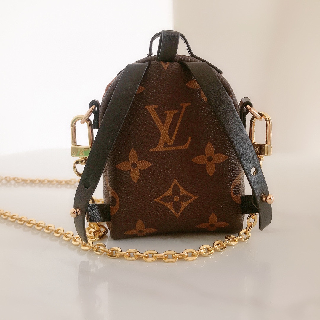 LOUIS VUITTON（ルイヴィトン） MINI メッセンジャーバッグ 10×8×4cm-BRAND OFF