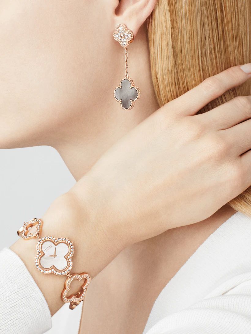 【Vancleef & Arpels】 マジック アルハンブラ イヤリング、2モチーフ-BRAND OFF