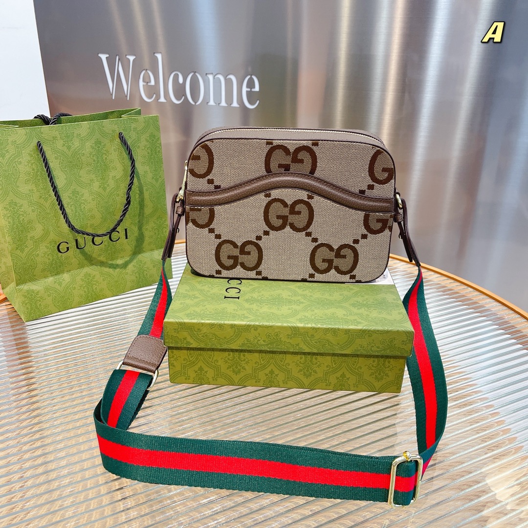 GUCCI(グッチ) メッセンジャーバッグ 24*5*17cm-BRAND OFF