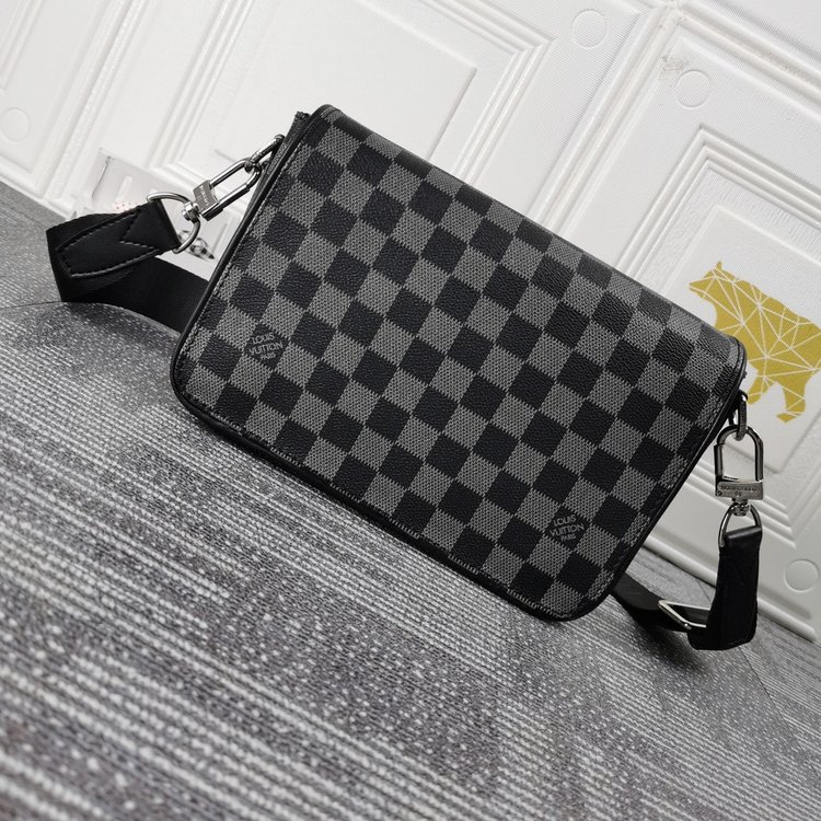 Louis Vuitton （ルイヴィトン） メッセンジャーバッグ 23.5x14x5cm-BRAND OFF