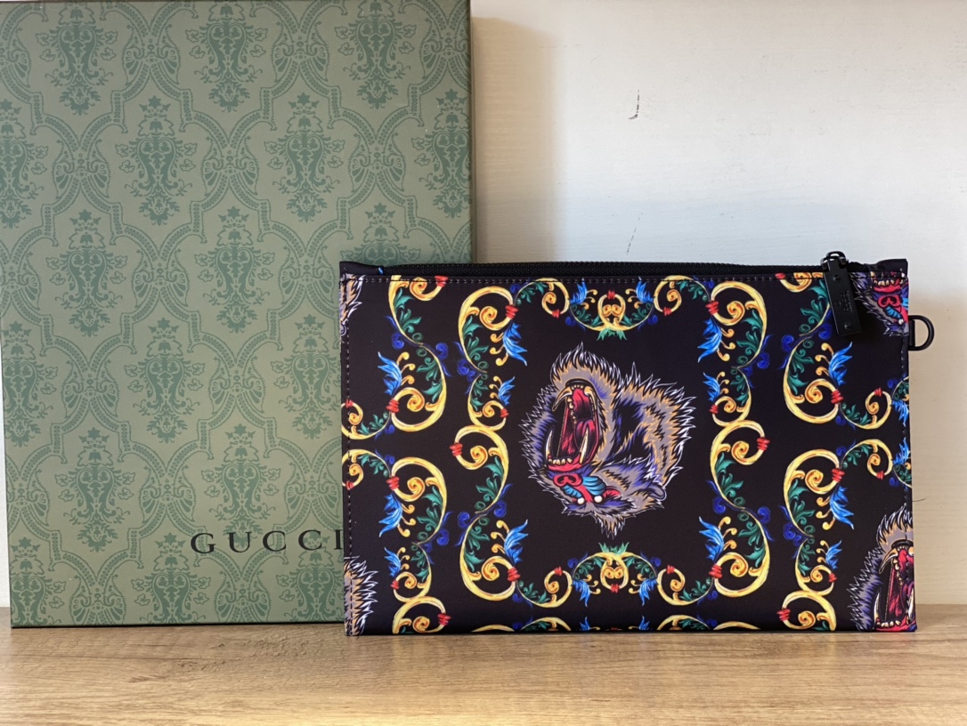 Gucci（グッチ）クラッチバッグ 29x18x3cm-BRAND OFF