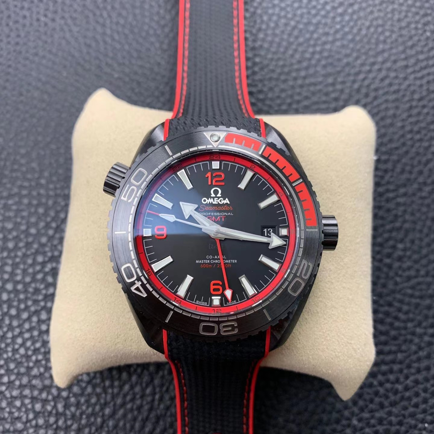Omega Seamaster Planet Ocean Master Chronometer GMT Deep Black 215.92.46.22.01.003-BRAND OFF