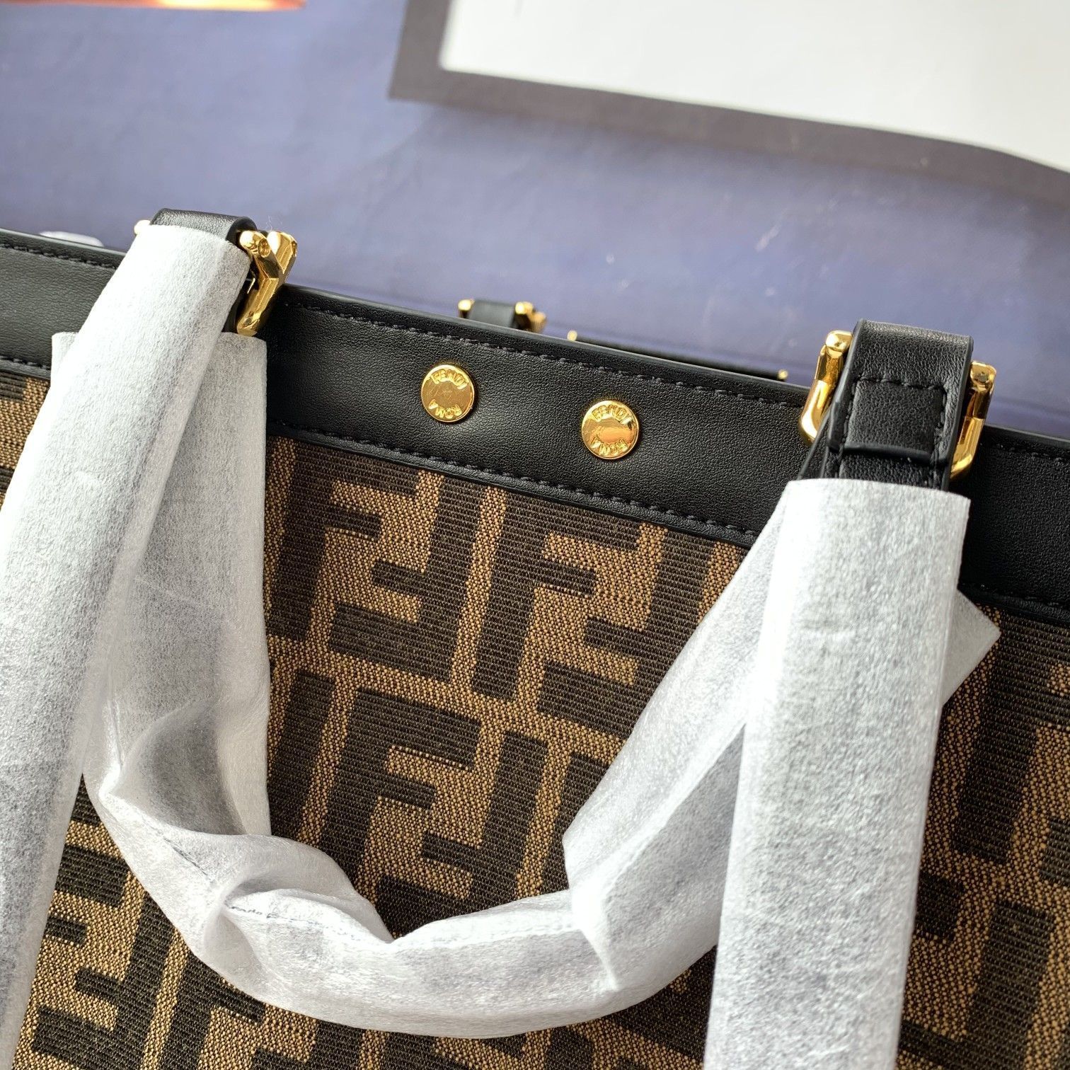 FENDI（フェンディ） ハンドバッグ41X29.5X16CM-BRAND OFF