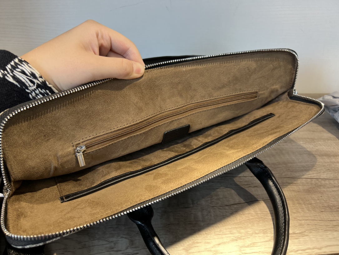 GUCCI 〔グッチ 〕ハンドバッグ-BRAND OFF