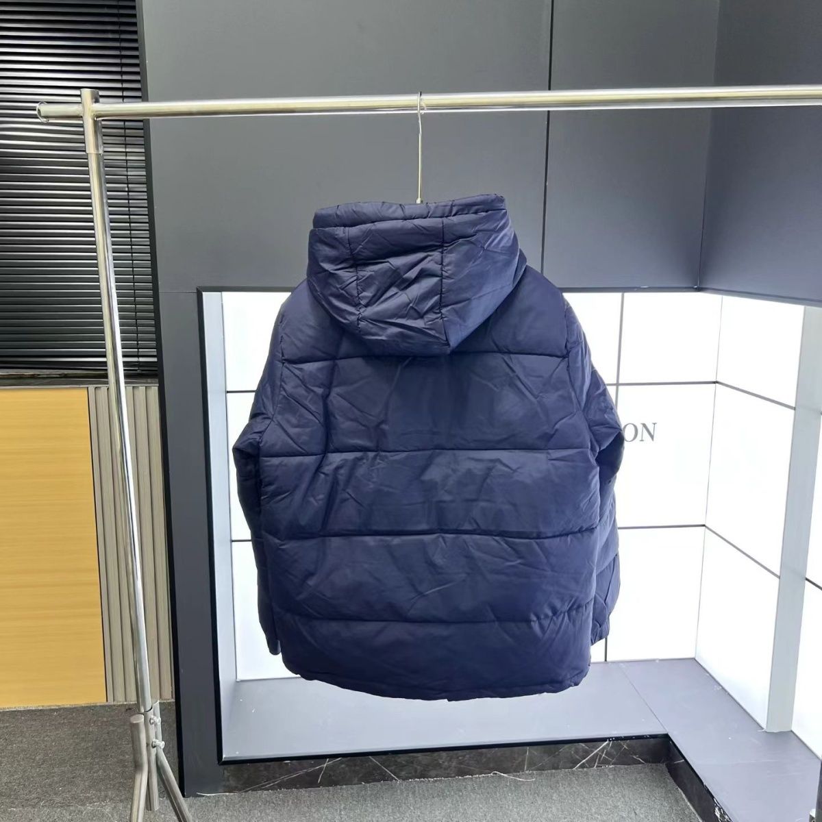 【GUCCI旗艦店】グッチ ダウンジャケット ご好評に付き再入荷！-BRAND OFF