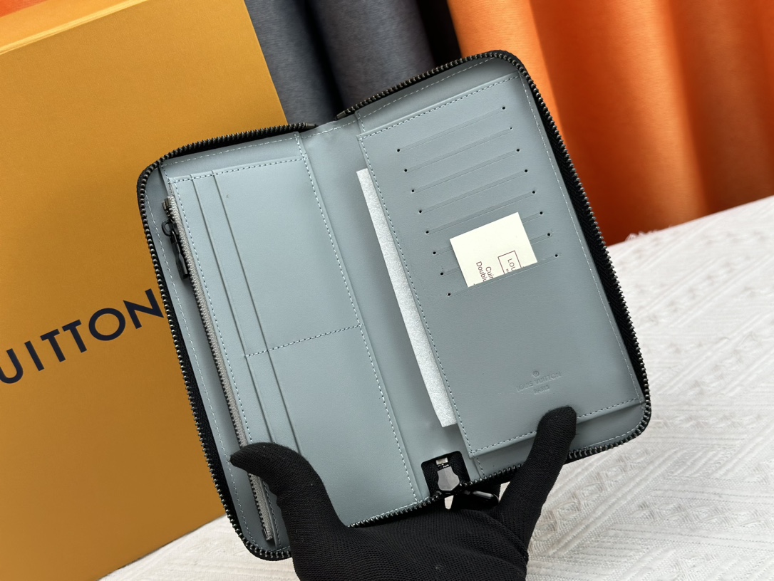 LOUIS VUITTON（ルイヴィトン）Zippy 財布 10*20*2CM-BRAND OFF