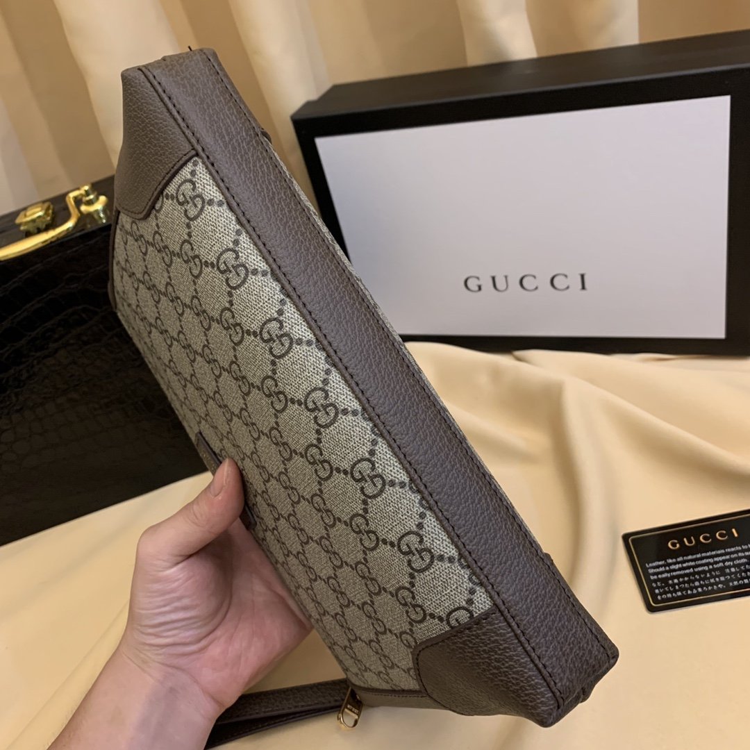 Gucci（グッチ）クラッチバッグ 28x18x4cm-BRAND OFF