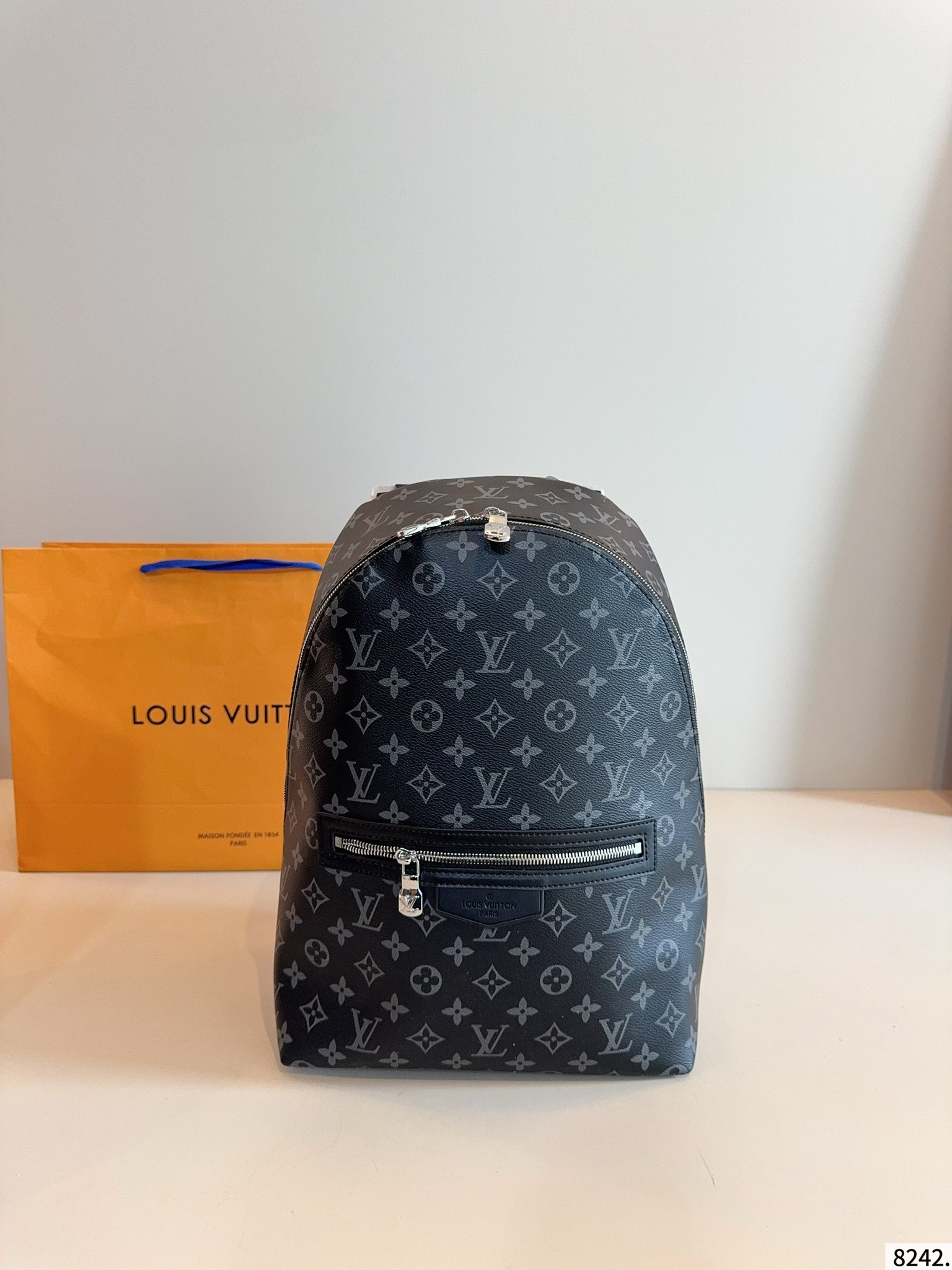 LOUIS VUITTON ルイヴィトン DISCOVERY SLIM バックパック M14020-BRAND OFF