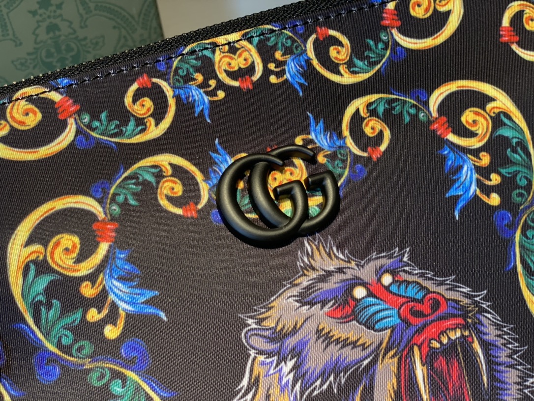 Gucci（グッチ）クラッチバッグ 29x18x3cm-BRAND OFF