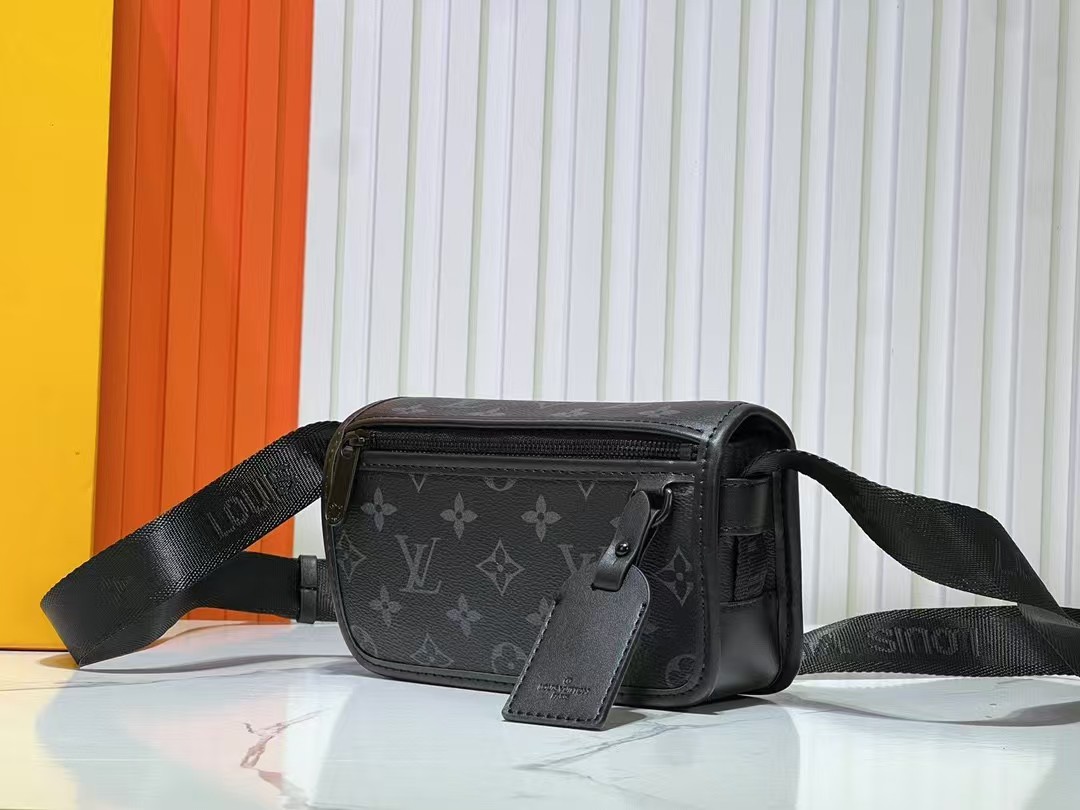 【LOUIS VUITTON旗艦店】ルイ・ヴィトン★BOSPHORE M12599★19*12*7CM-BRAND OFF