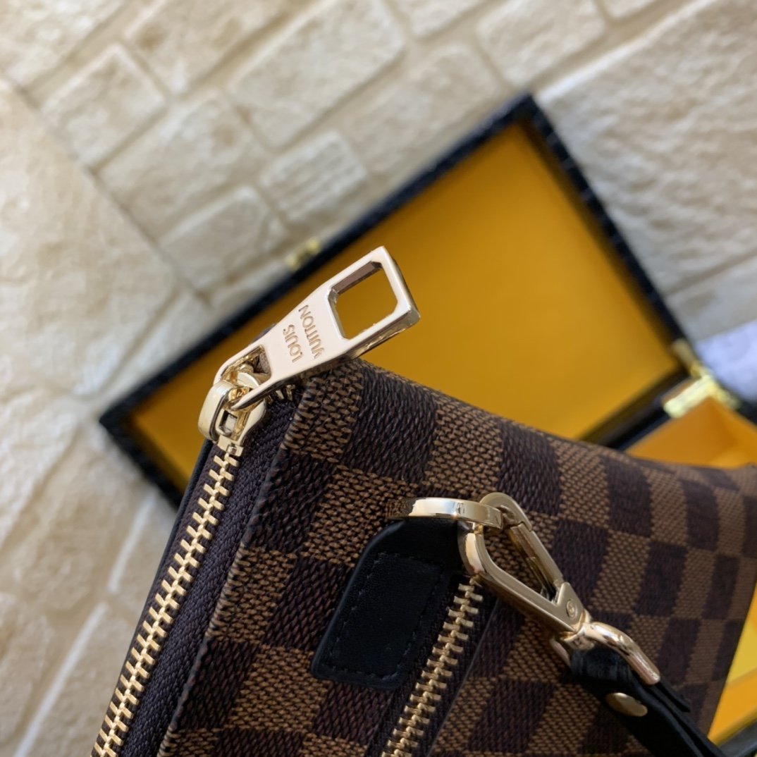 LOUIS VUITTON（ルイヴィトン）クラッチバッグ 28X19X3cm-BRAND OFF