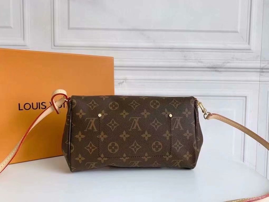 LOUIS VUITTON ルイヴィトン FAVORITE ショルダーバッグ M40718-BRAND OFF