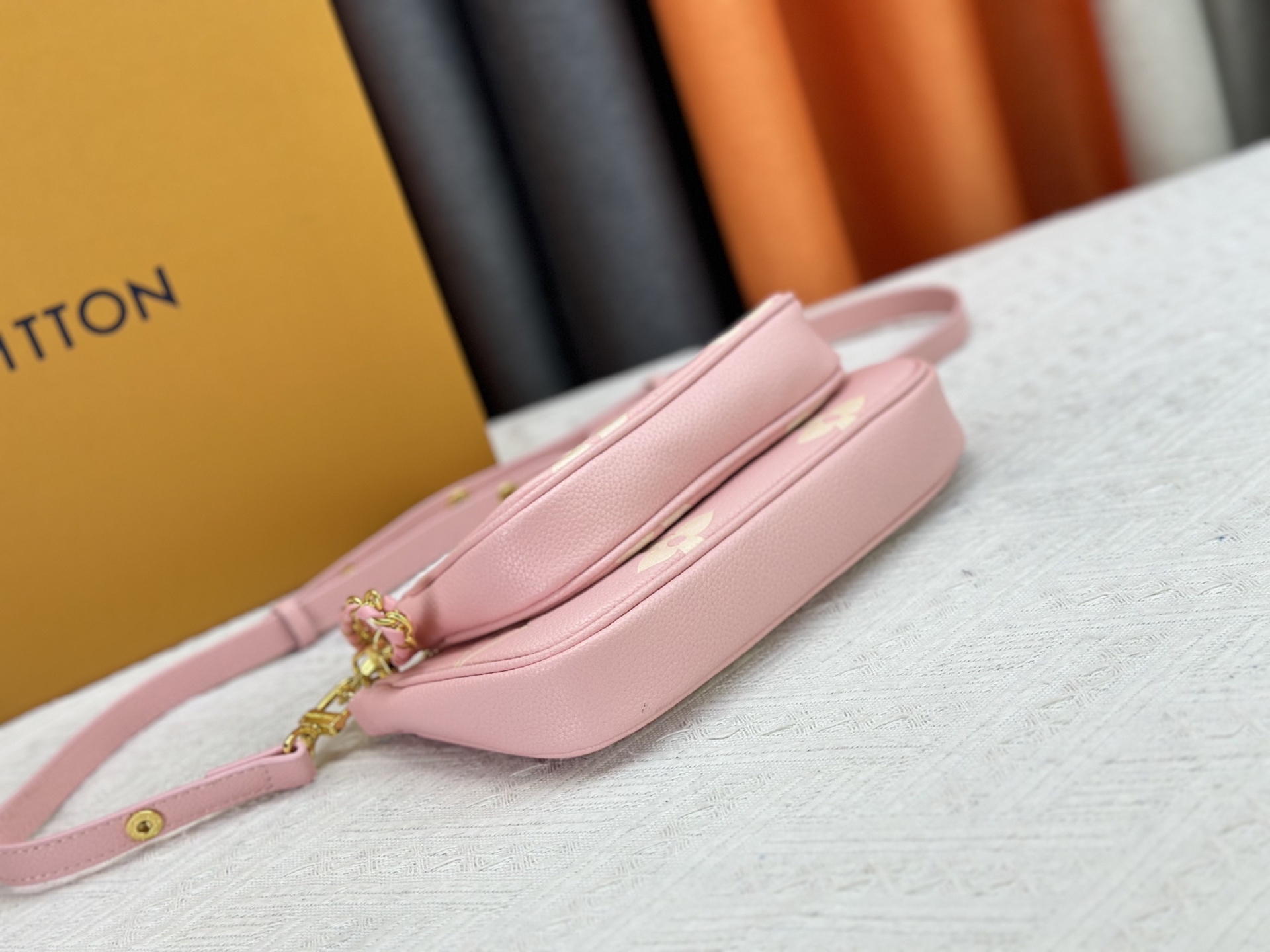 LOUIS VUITTON ルイヴィトン スリーピースのショルダーバッグ-BRAND OFF