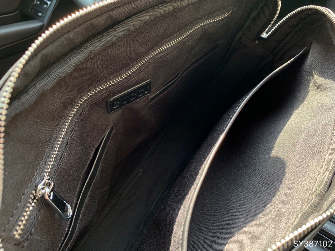 GUCCI 〔グッチ 〕ハンドバッグ-BRAND OFF