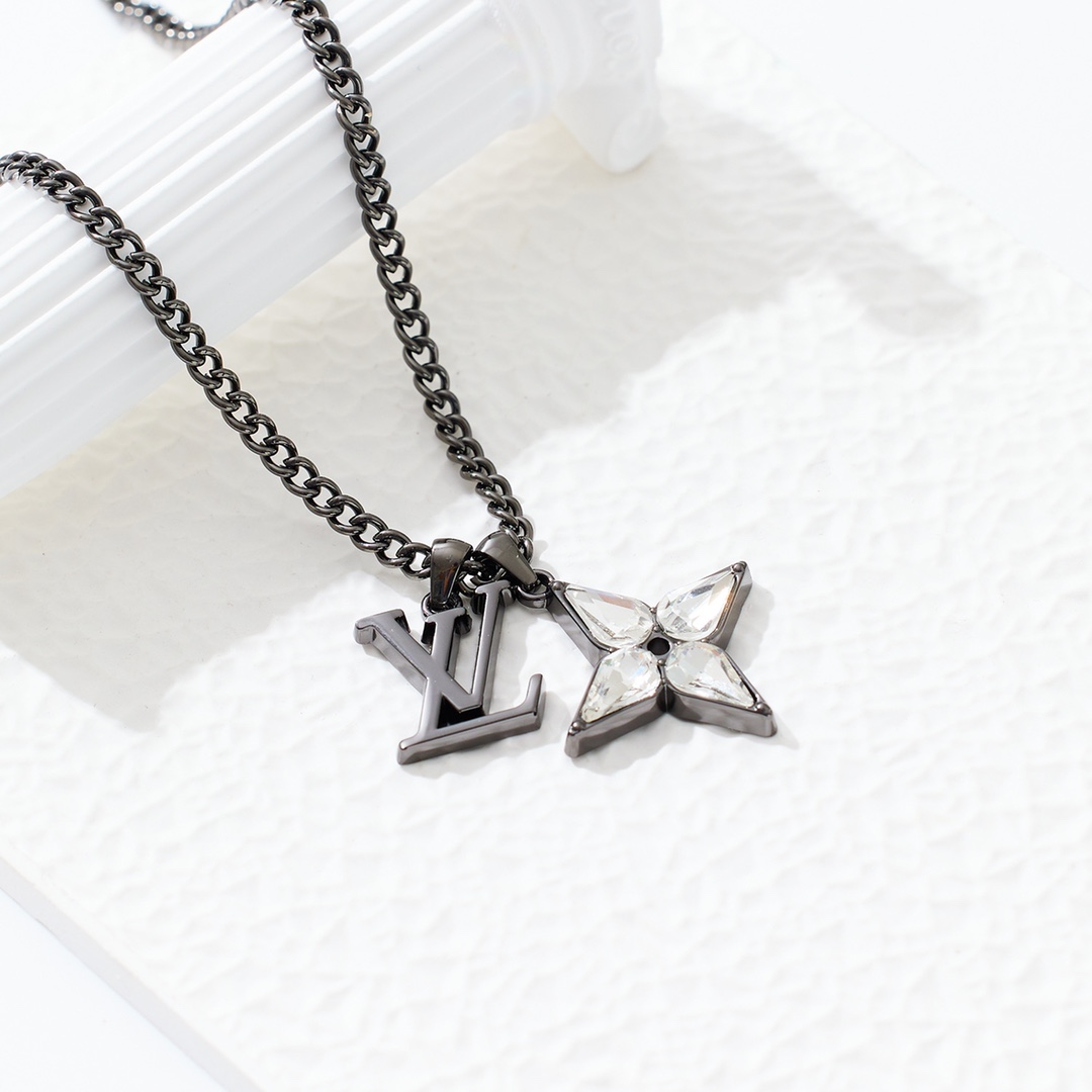 【2026】LV LOUIS VUITTON（ルイヴィトン）STAR BLOSSOM ネックレス-BRAND OFF