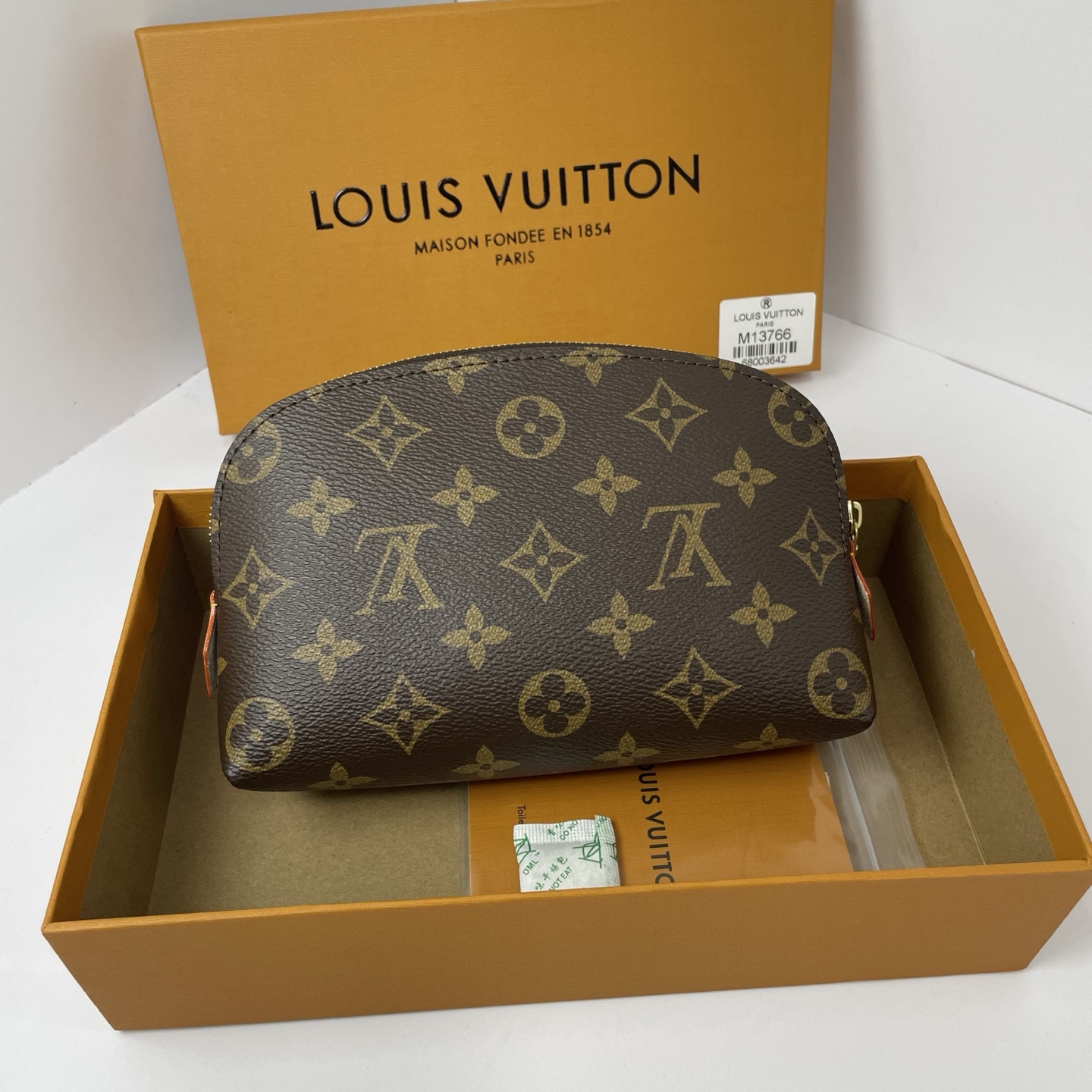 LOUIS VUITTON（ルイヴィトン）Monogram 化粧ポーチ M13766-BRAND OFF