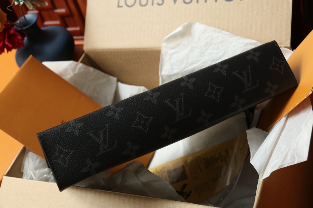LOUIS VUITTON（ルイヴィトン）POCHETTE VOYAGE クラッチバッグ M61692-BRAND OFF