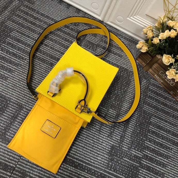LouisVuitton ルイヴィトン ショルダーバッグ & クロスボディバッグ M69441-BRAND OFF